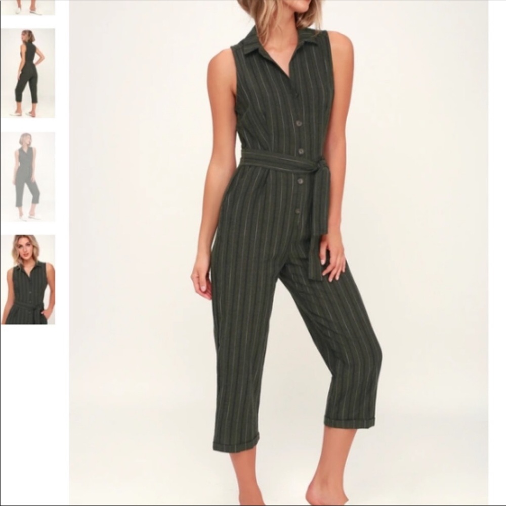 Lulu’s pinstripe jumpsuit NWT
